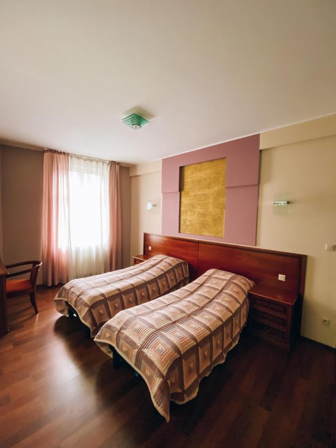 Riverside Apartments Thalia Карлові Вари Екстер'єр фото