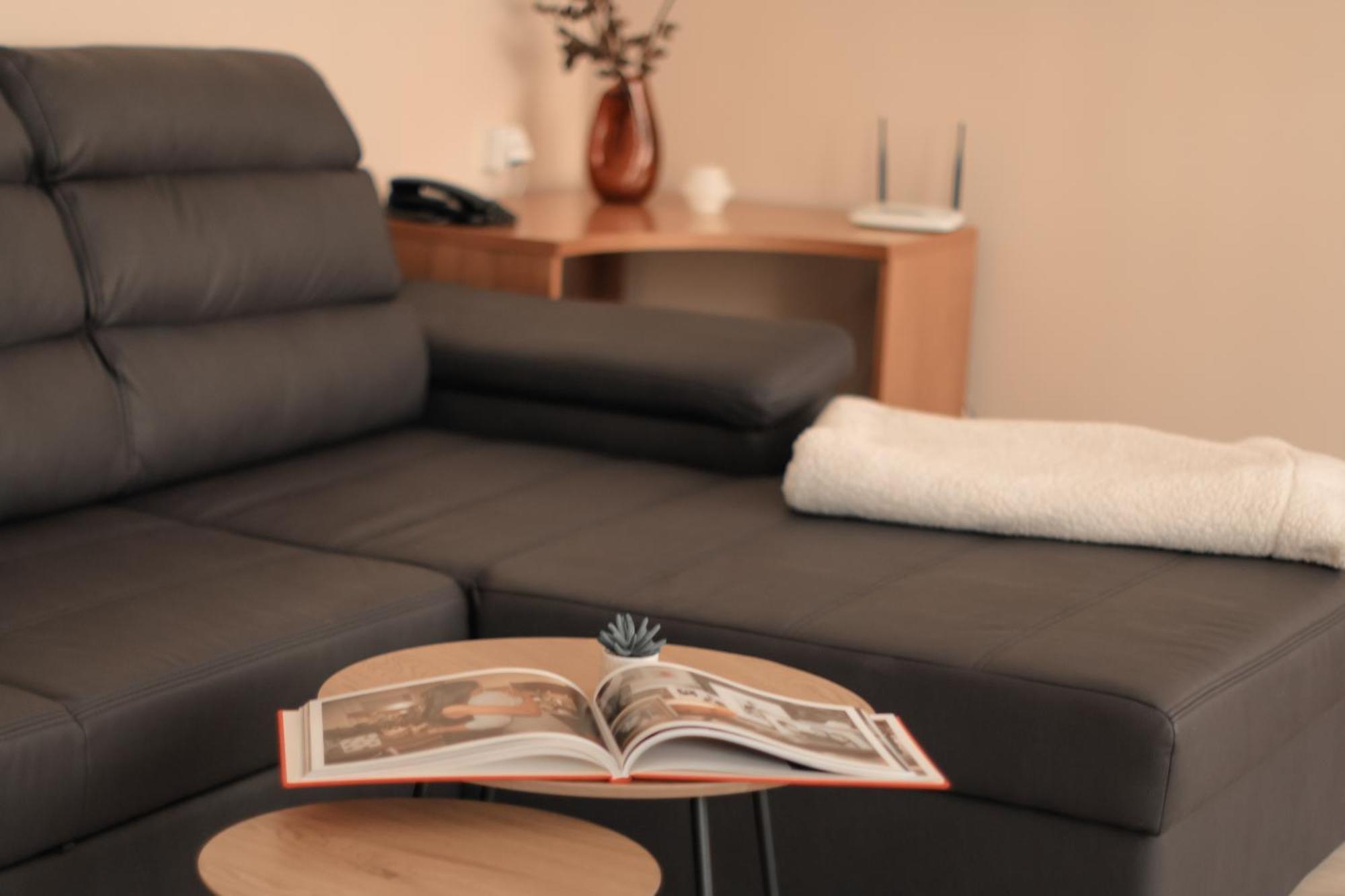 Riverside Apartments Thalia Карлові Вари Номер фото