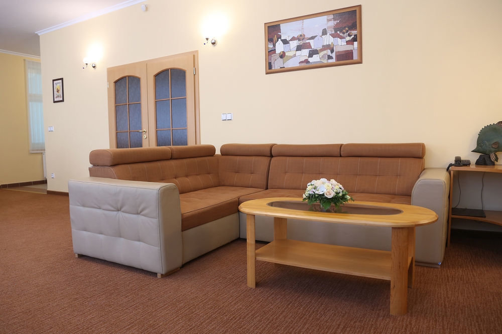 Riverside Apartments Thalia Карлові Вари Екстер'єр фото