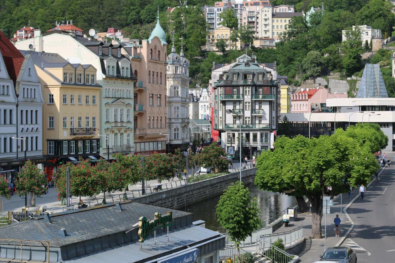Riverside Apartments Thalia Карлові Вари Екстер'єр фото